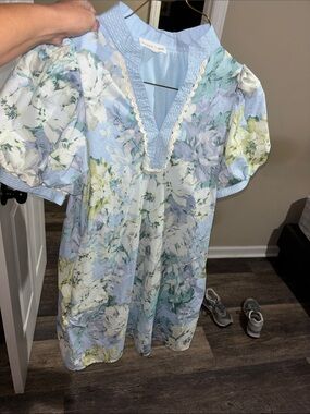 entro Light Blue Floral Midi Dress with White Lace Trim